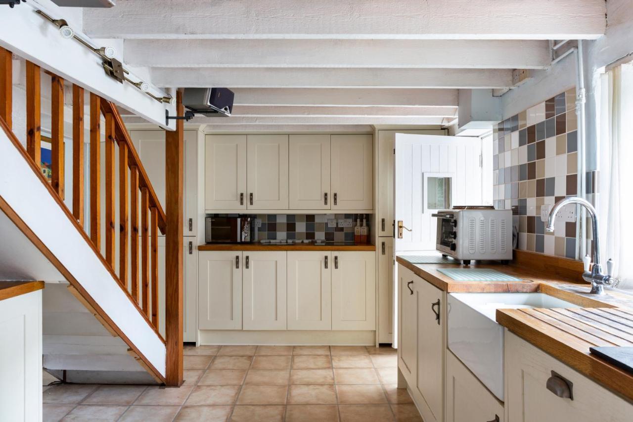 Herefordshire Holiday Cottages Lea Exterior photo